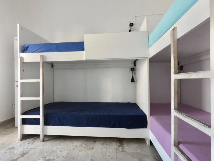 Fira Backpackers Place Екстериор снимка