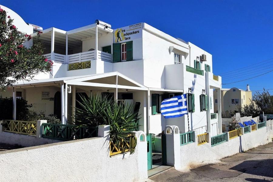 Fira Backpackers Place Екстериор снимка